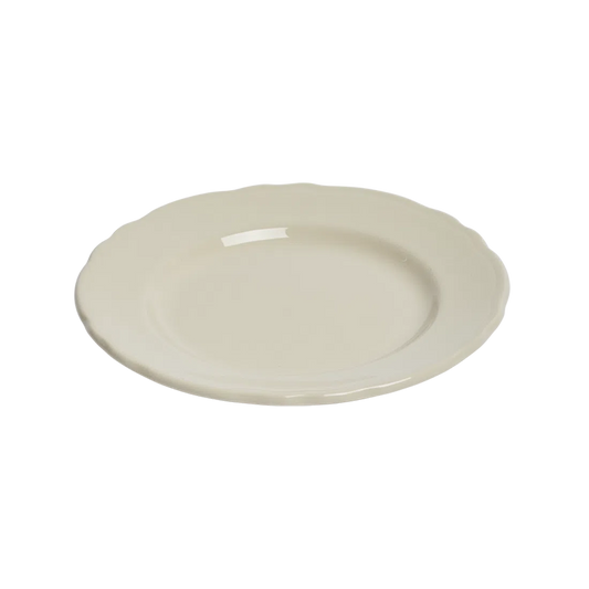 SCALLOPED WHITES - APP PLATE (7.25")