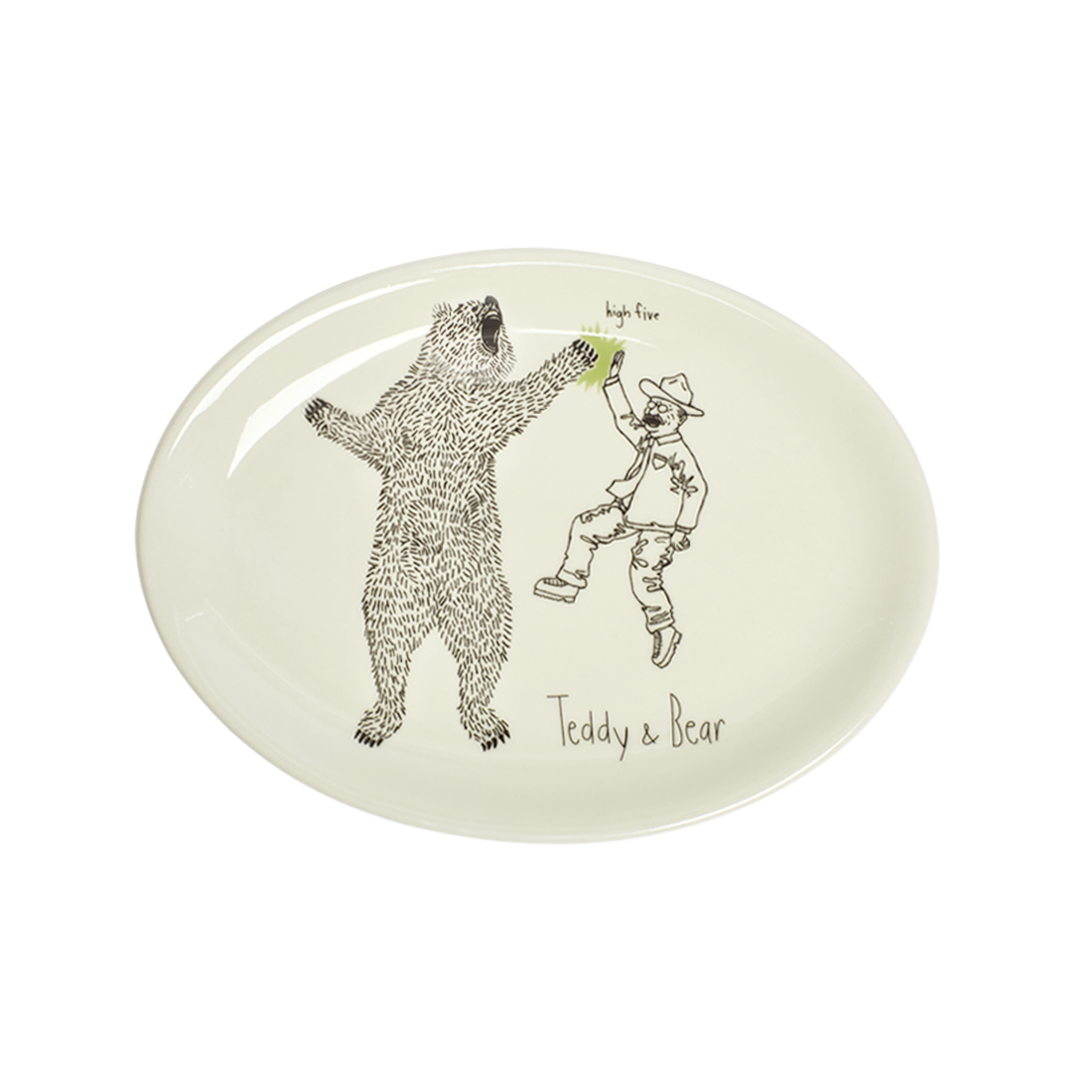 Round ceramic plate with illustrations of a bear and a person, and the text 'Teddy & Bear'.